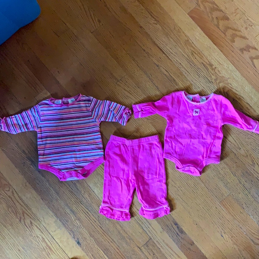 Girl Infant 3 Piece Outfit Size 3-6 Months